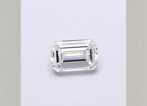 0.27 Carat Emerald Laboratory-Grown Diamonds