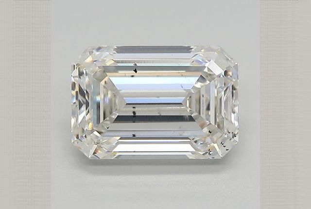 4.16 Carat Emerald Laboratory-Grown Diamonds